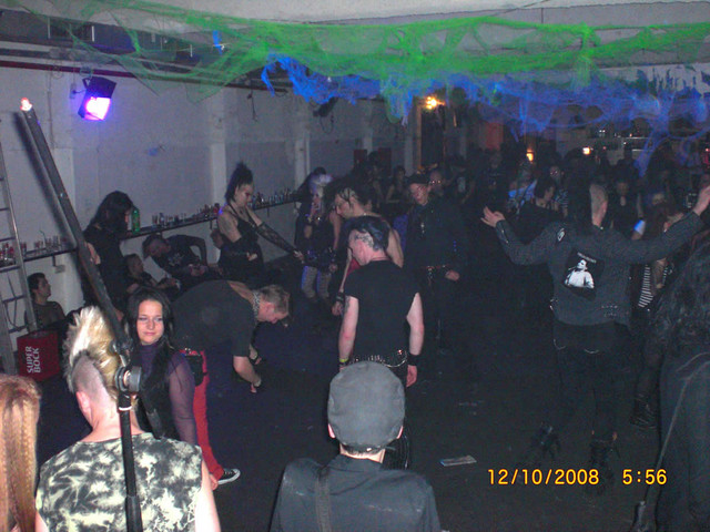 DDFVI crowd 03