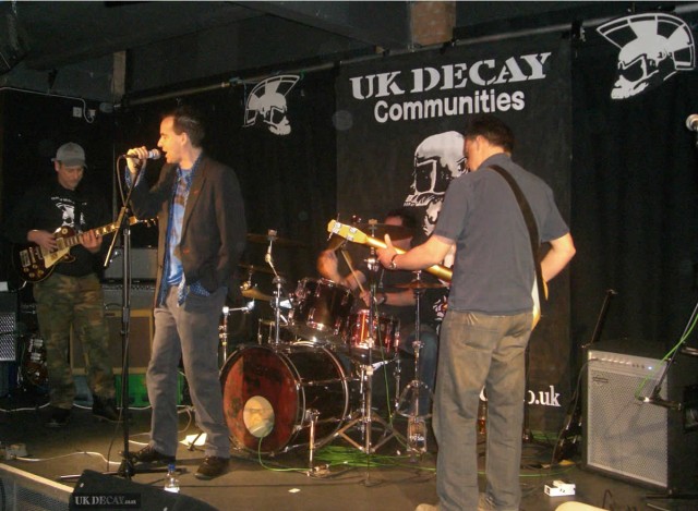 UK-Decay Soundcheck 01
Hat Factory Luton Jan27 2007 001 1200